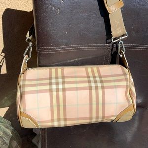 Burberry vintage pink Nova check barrel bag